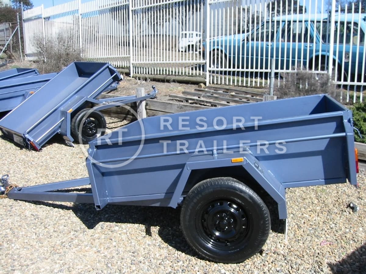 Blue box trailer high sided — built by Resort Trailers