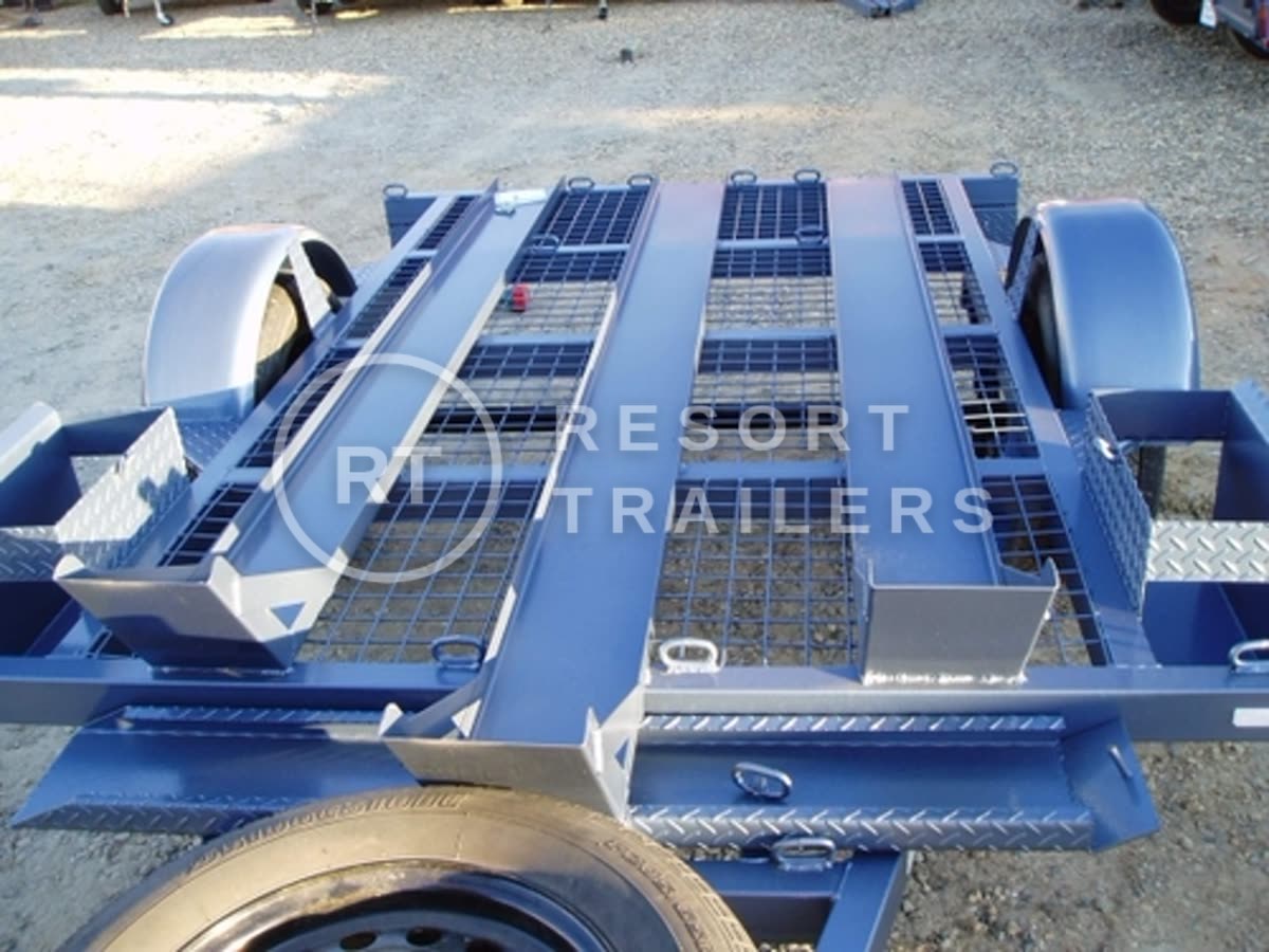 Blue 3 bike trailer with mesh infill — built by Resort Trailers